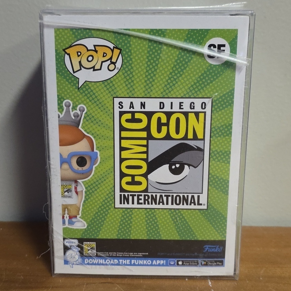 Funko Freddy Funko with Blue Glasses Vinyl Figure - Picture 3 of 6